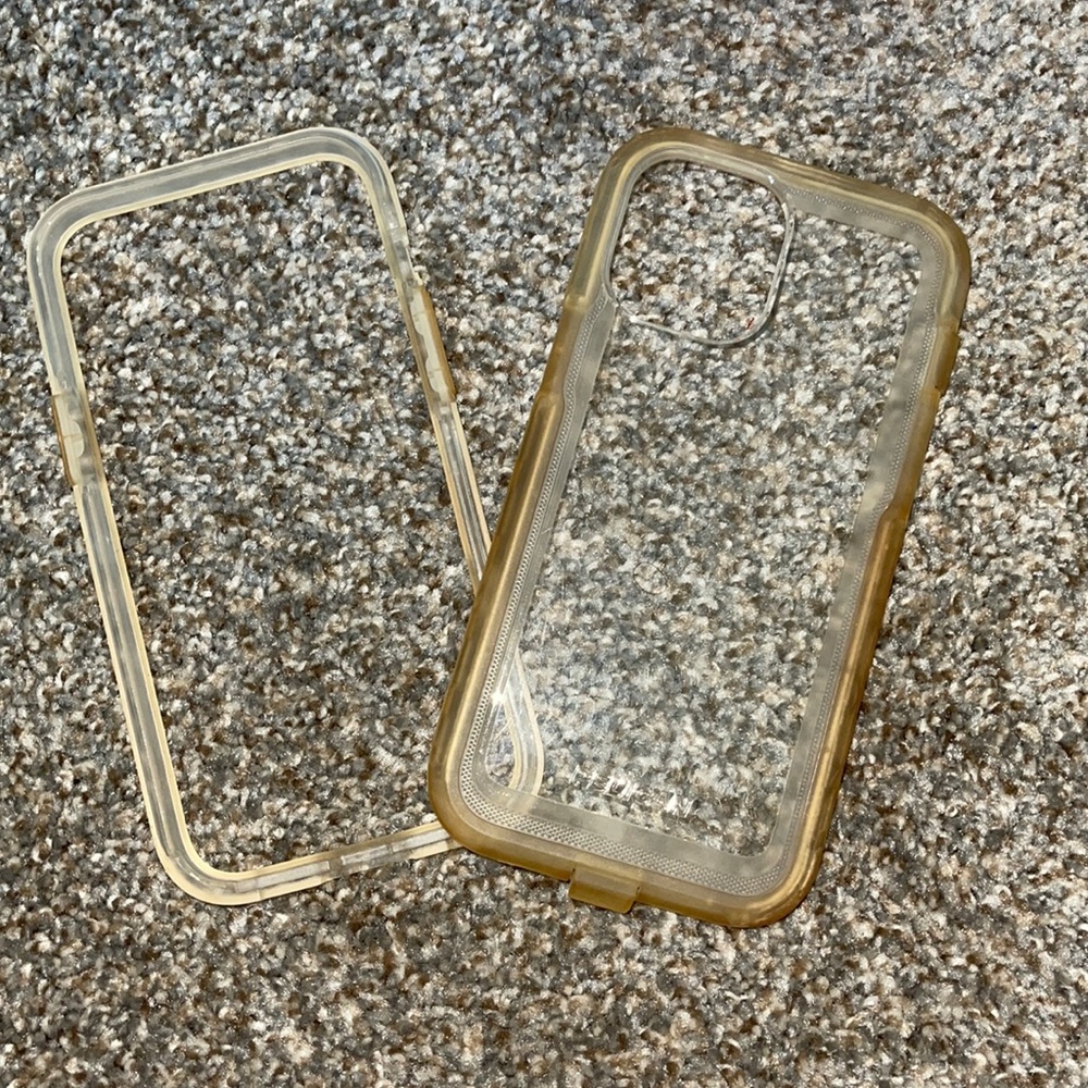 Gently Used : IPhone 12+ Pro Max Phone Case